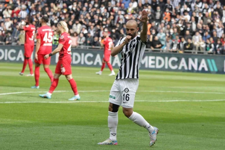 Altay’da Thaciano veda etti
