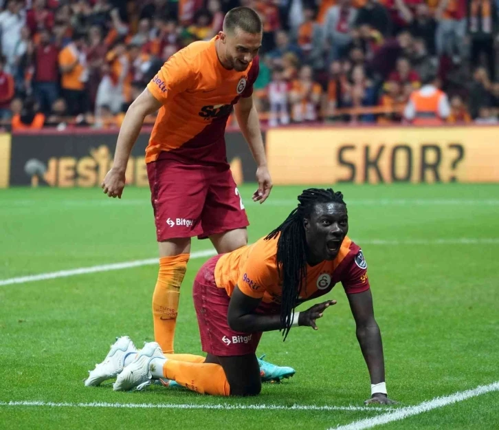 Bafetimbi Gomis 9. golünü attı
