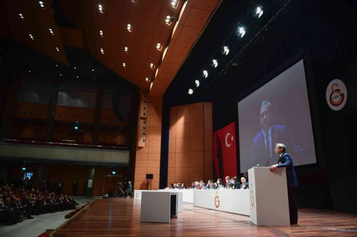 Burak Elmas: "Florya projesiyle banka borçlarımızı 3 sene içerisinde kapatmayı ümit ediyoruz"
