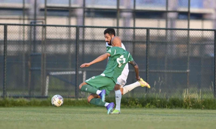 Bursaspor, hazırlık maçında Etimesgut Belediyespor’u 1-0 mağlup etti
