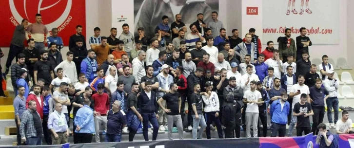 Çukurova Belediyesi Spor Kulübü mağlubiyetle başladı
