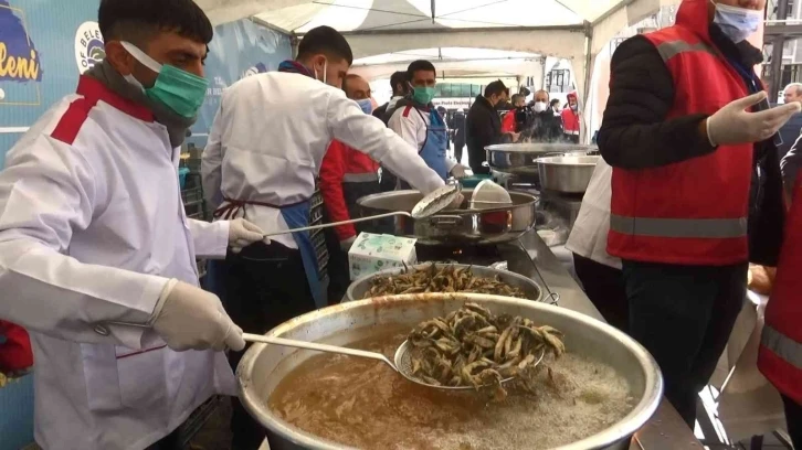 Diyarbakır’da hamsi festivali düzenlendi
