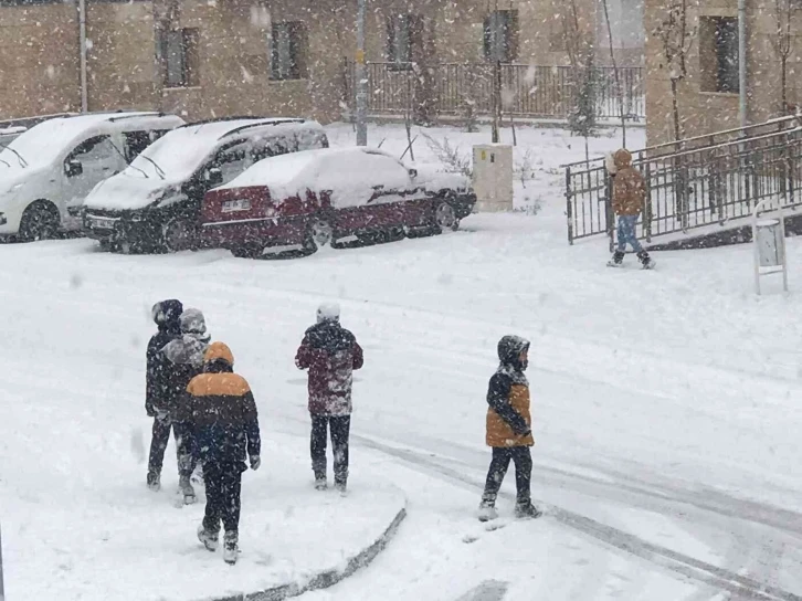 Elazığ’da okullara kar tatili
