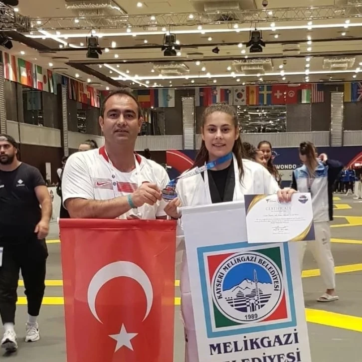 Fatma Arslan, olimpiyat üçüncüsü oldu
