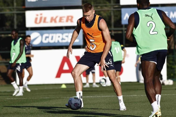 Fenerbahçe, Slovacko maçı hazırlıklarına başladı
