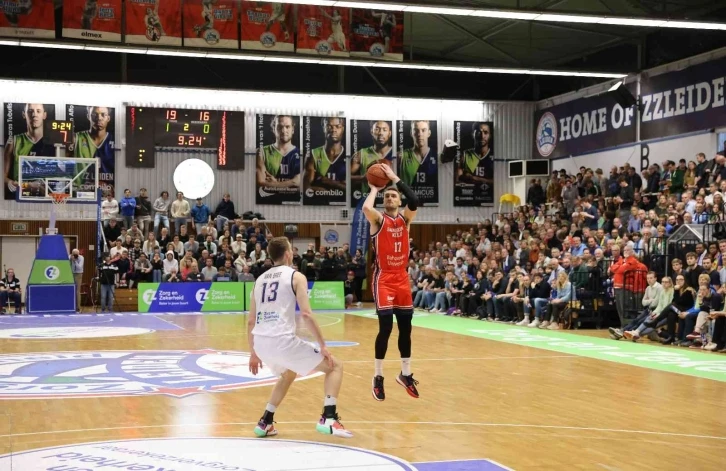 FIBA Europe Cup: ZZ Leiden: 71 - Bahçeşehir Koleji: 77
