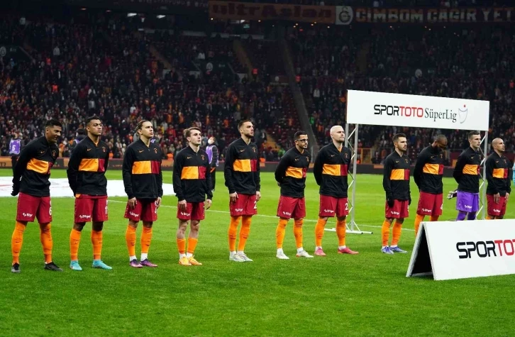 Galatasaray’da 2 değişiklik
