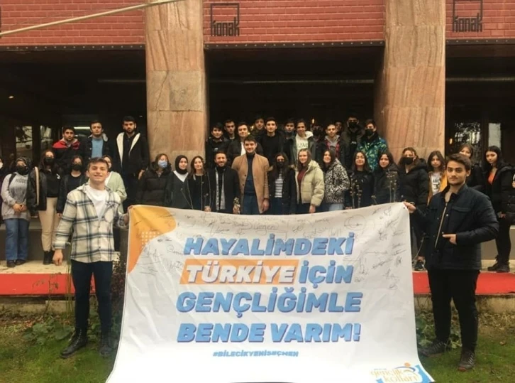 Gençlerden AK Parti’ye büyük ilgi
