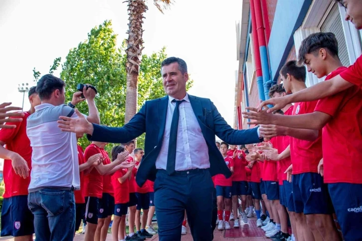 Hüseyin Eroğlu’dan Altınordu’ya veda: "Bizimkisi bir yol hikayesiydi"
