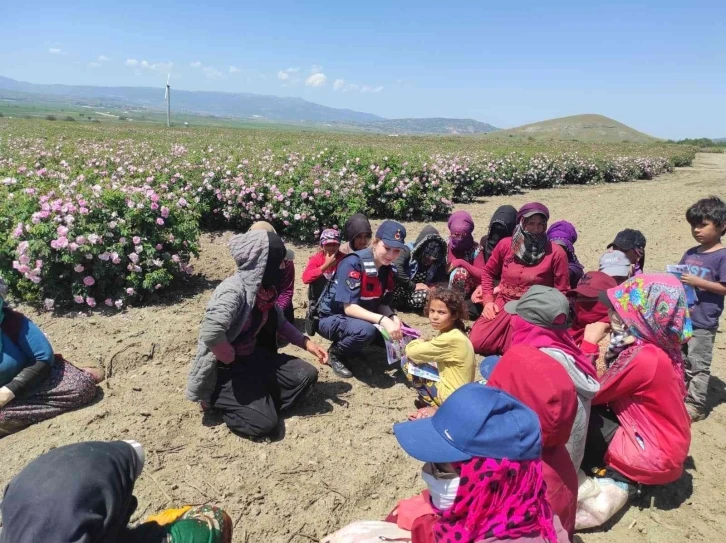 Jandarmadan Kadına Yönelik Şiddetle Mücadele ve KADES eğitimi
