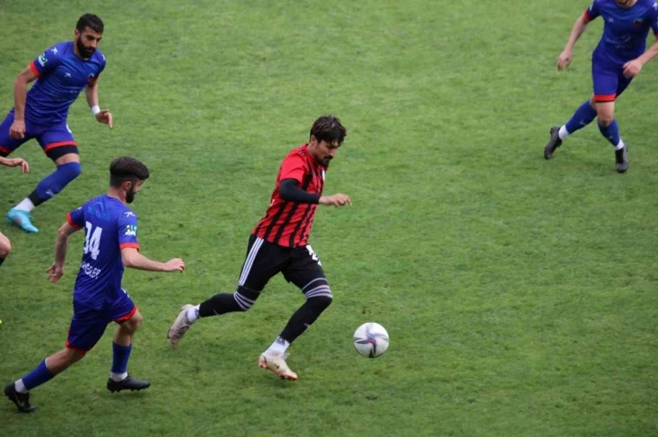 Karbel Karaköprü Belediyespor: 2 - Mardin 1969 Spor:0
