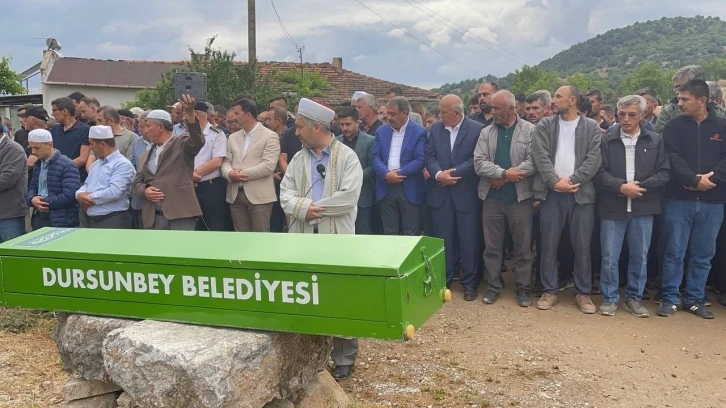 Kazada hayatını kaybeden sürücü toprağa verildi
