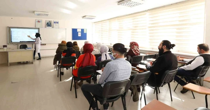 KOMEK ve ASEM’de yeni dönem kayıtları başladı
