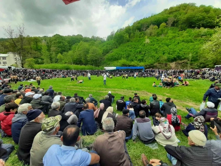 Kumru’da gelenek bozulmadı
