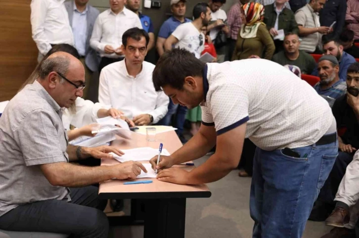 Melikgazi Belediyesi’nin daire satış ihalesine yoğun ilgi
