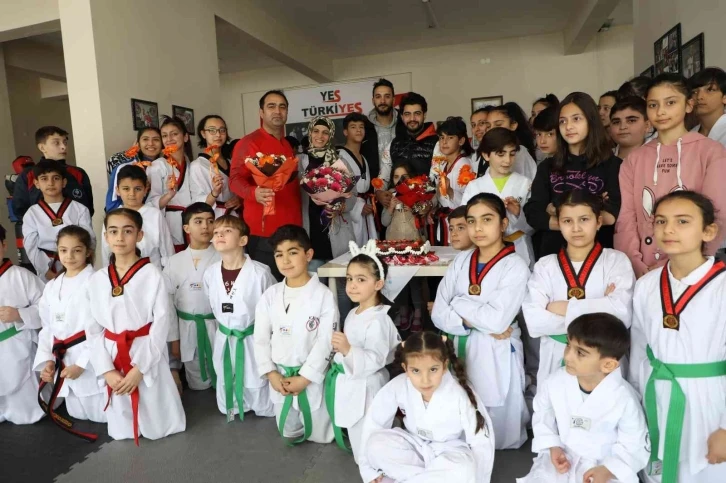 Melikgazi’de geleceğin şampiyon adayları başarılarını kutladı
