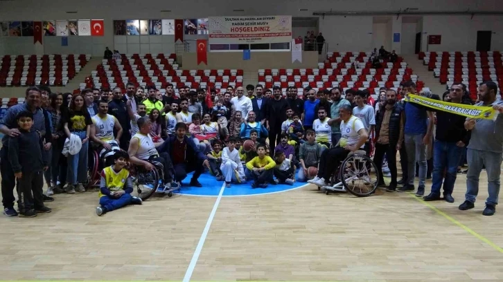 Muş BESK, Çanakkale Boğazgücü Gençlik ve Spor Kulübü’nü 83-54 yendi
