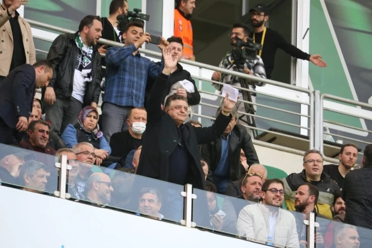 Sakaryaspor’da Yılmaz Vural tamam gibi!
