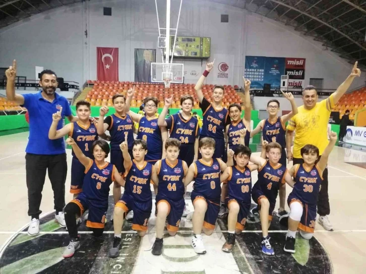 Salihli Cesur Yıldızlar, Manisa basketboluna damga vurdu
