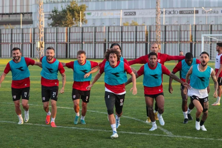 Samsunspor’da 12 futbolcunun lisansı çıkartılmadı
