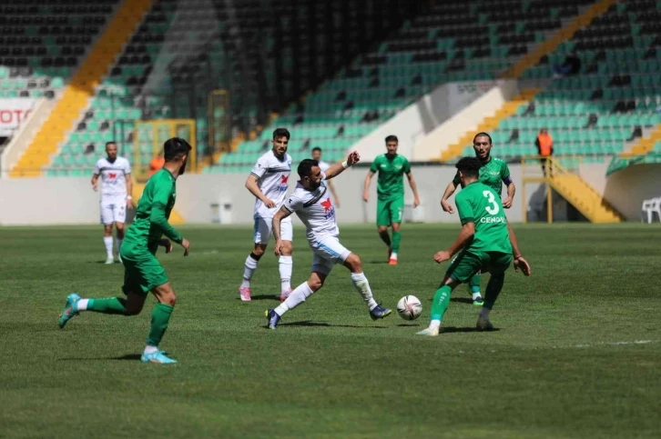 TFF 2. Lig: Akhisarspor: 0 - Karacabey Belediyespor: 6
