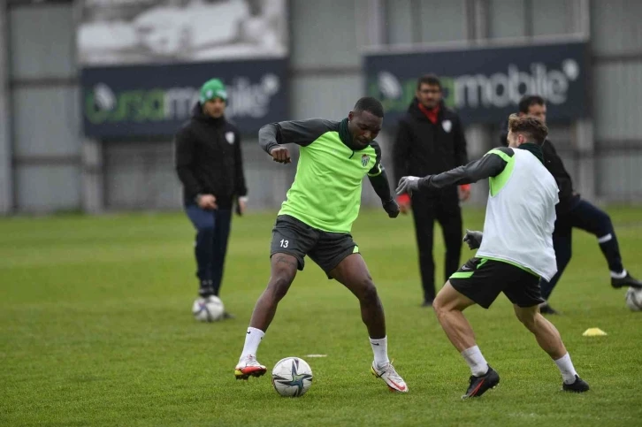 Thievy Bifouma: "Bursaspor için savaşacağız"
