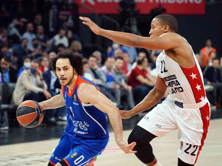 THY Euroleague: Anadolu Efes: 77 - Olimpia Milano: 65
