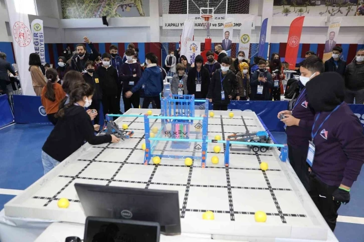 Uluslararası VEX Robotics Adana Turnuvası
