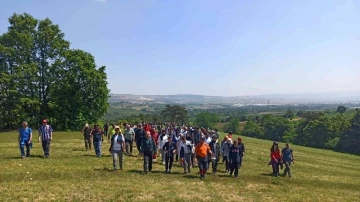 19 Mayıs doğa yürüyüşü ile başladı
