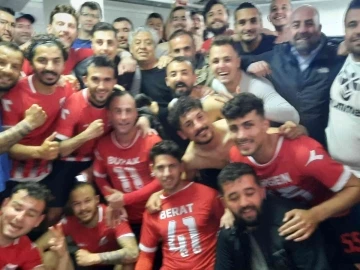 Ayvalıkgücü Belediyespor şampiyonluk ipini göğüsledi
