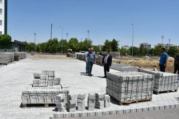 Bağlar Belediyesi yol iyileştirme çalışmalarına devam ediyor
