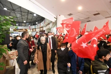 Birbirinden değerli yazarlar Pursaklar’da kitapseverlerle buluşuyor
