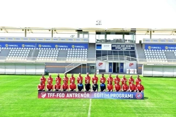 Bülent Güllü, UEFA A Lisans Kursu’na katıldı
