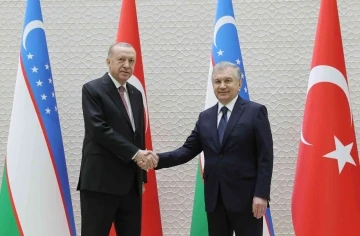 Cumhurbaşkanı Erdoğan, Özbekistan Cumhurbaşkanı Mirziyoyev ile görüştü
