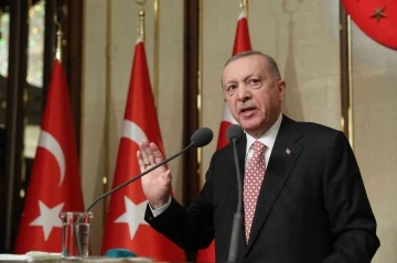 Cumhurbaşkanı Erdoğan: &quot;İhracata ve turizme finansman desteği getiriyoruz&quot;
