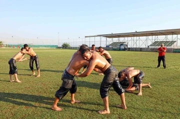 Gökbel Güreşleri öncesi pehlivanları Alanya’da antrenman yaptı
