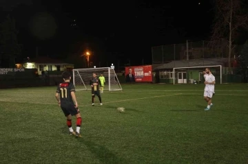 Gölcük’te 21. Geleneksel Futbol Turnuvası başladı
