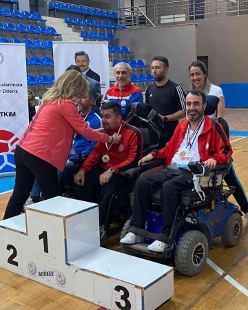 Kayserili Boccia sporcuları Kocaeli’nden madalya ile döndü
