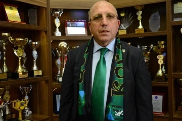 Kocaelispor Kulübü Başkanı Engin Koyun: &quot;Bülent Hoca, hocalığını yapsın&quot;
