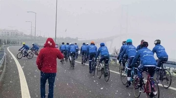 Osmangazi Köprüsü’nde başladılar, Çanakkale’ye kadar pedal çevirecekler
