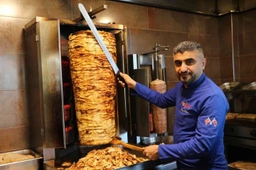 Piton döner, yurt içi ve yurt dışına açılıyor