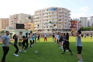 Siirt’te “Bu Yaz Sen de Adını Spora Yaz”’ spor şöleni yapıldı
