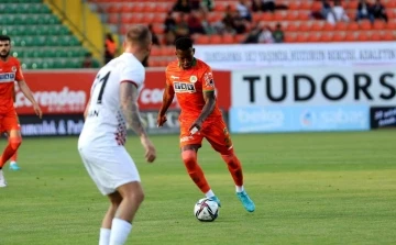 Spor Toto Süper Lig: Aytemiz Alanyaspor: 0 - Gaziantep FK: 0 (İlk yarı)
