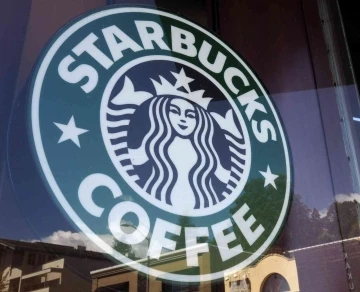 Starbucks ve Mcdonald’s Rusya’daki faaliyetlerini askıya aldı
