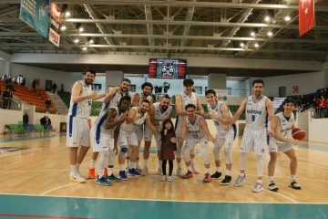 TBL: Kocaeli BŞB Kağıtspor: 80 - Mamak Belediyesi: 77
