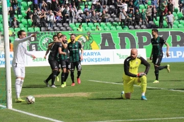 TFF 2. Lig: Sakaryaspor: 3 - Diyarbekirspor: 0
