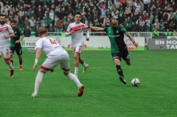 TFF 2. Lig: Sakaryaspor: 3 - Turgutluspor: 0
