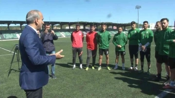 Trabzonlu belediye başkanından futbol takımına &quot;61 bin TL&quot; prim vaadi
