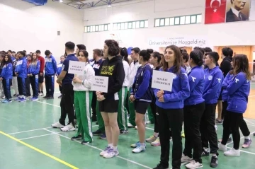 Üniversitelerarası 1.lig Badminton Müsabakaları başladı
