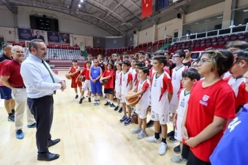 Yalova Belediyesi’nin Yaz Spor Okullarına yoğun ilgi
